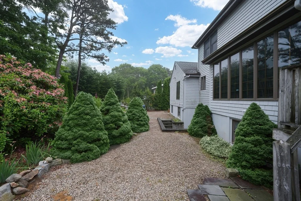 Photo of 51 Manitoba Rd