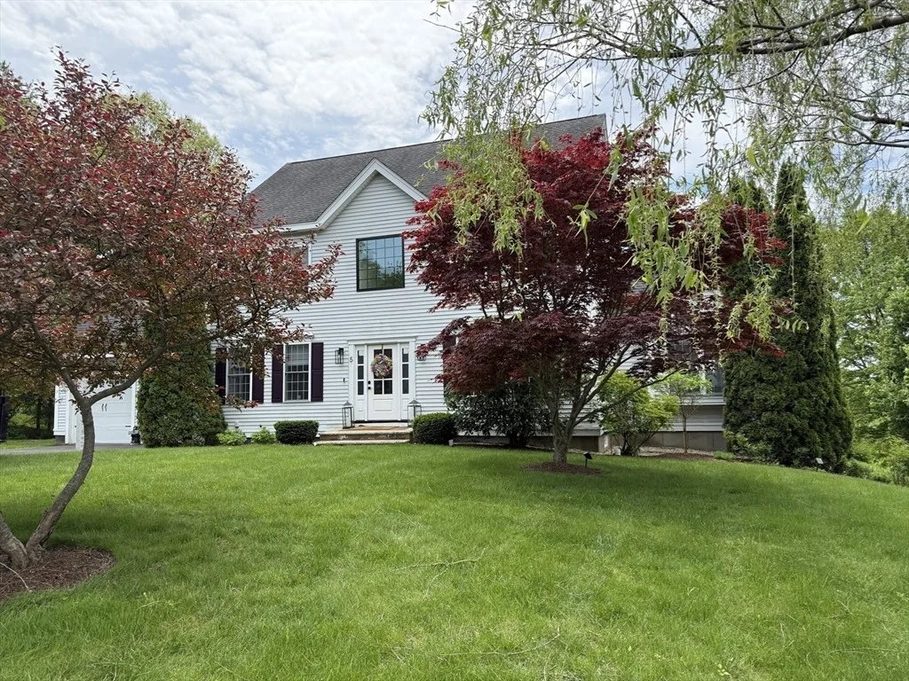 Photo of 5 Cortland Dr