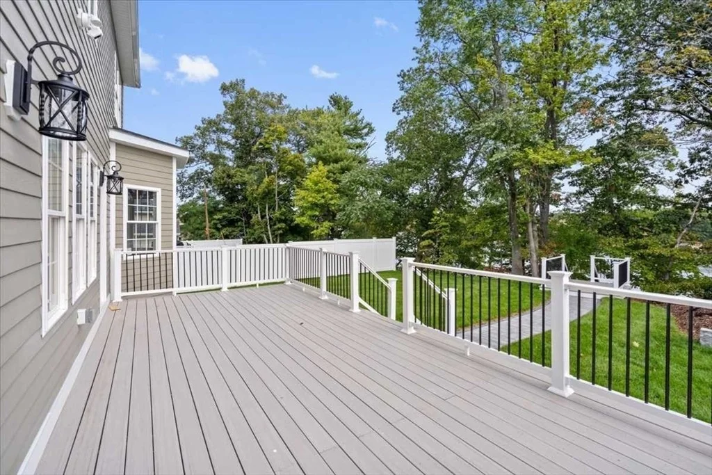 Photo of 241 Lake Ave