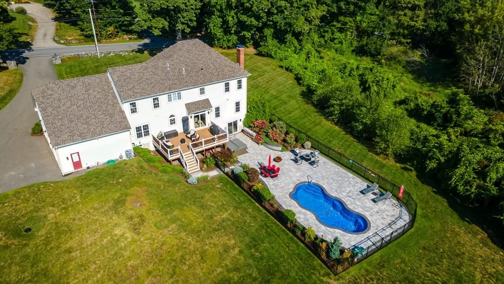 Photo of 710 George Hill Rd