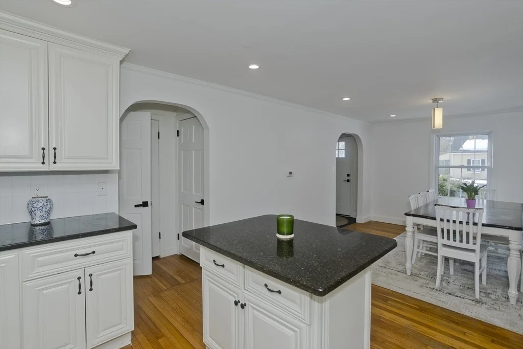 Photo of 16 Squawfield Rd