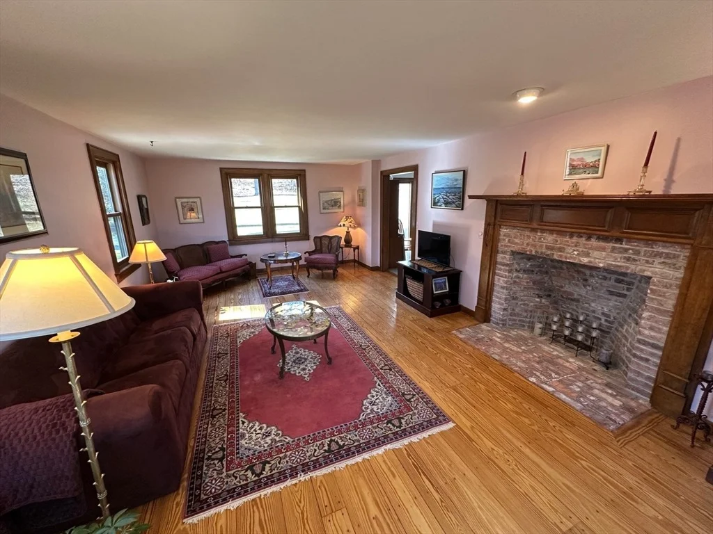 Photo of 20 Boyd Circle