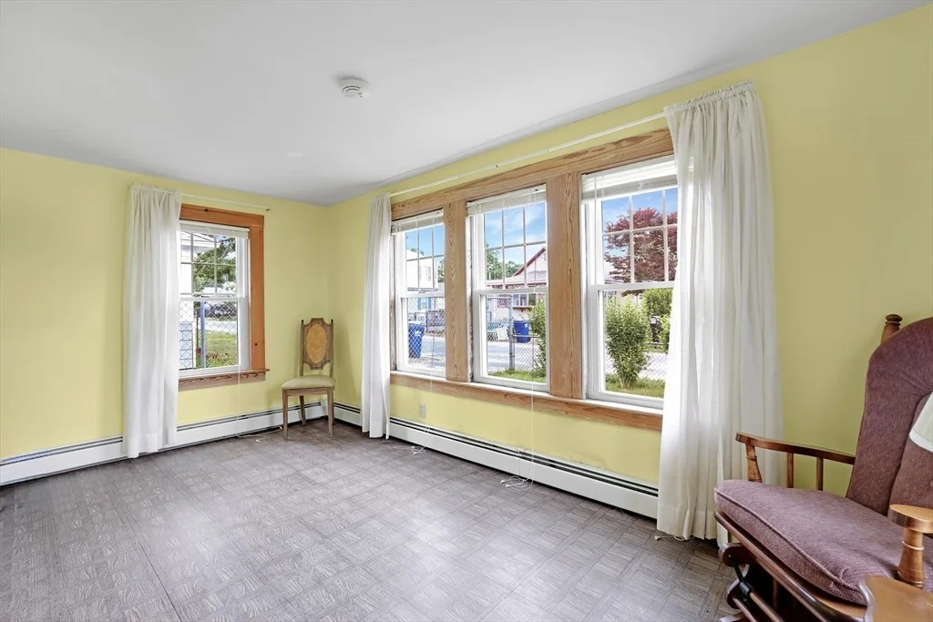 Photo of 17 Swift Ave