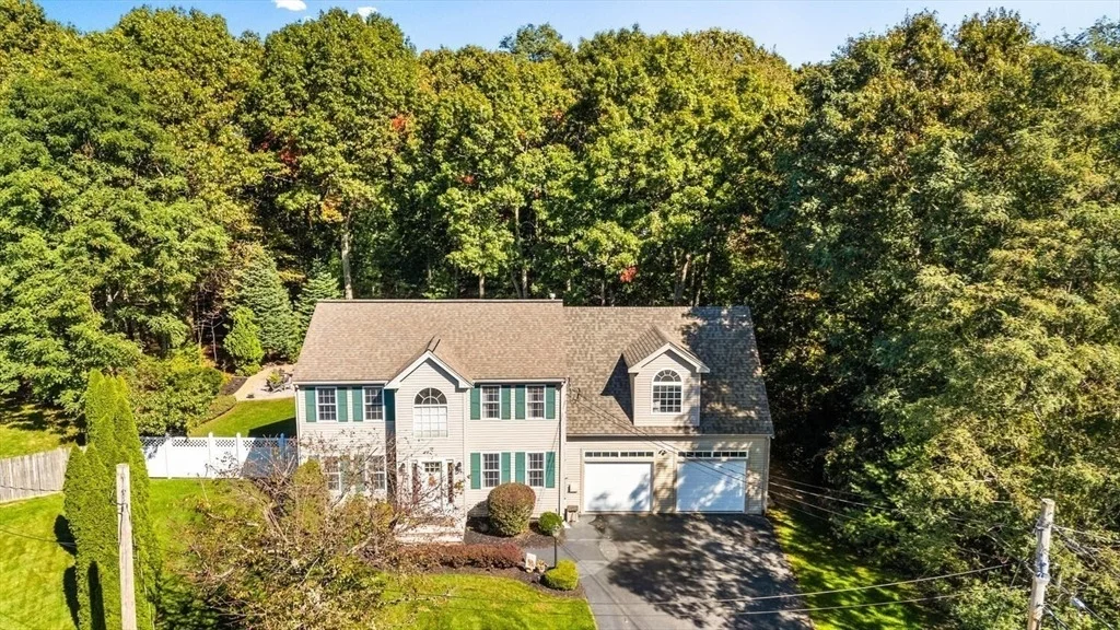 Photo of 104 Ridgewood Dr