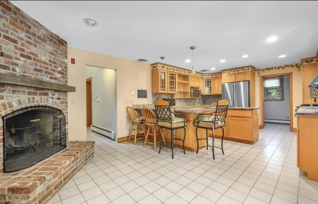 Photo of 10 Lorraine Cir