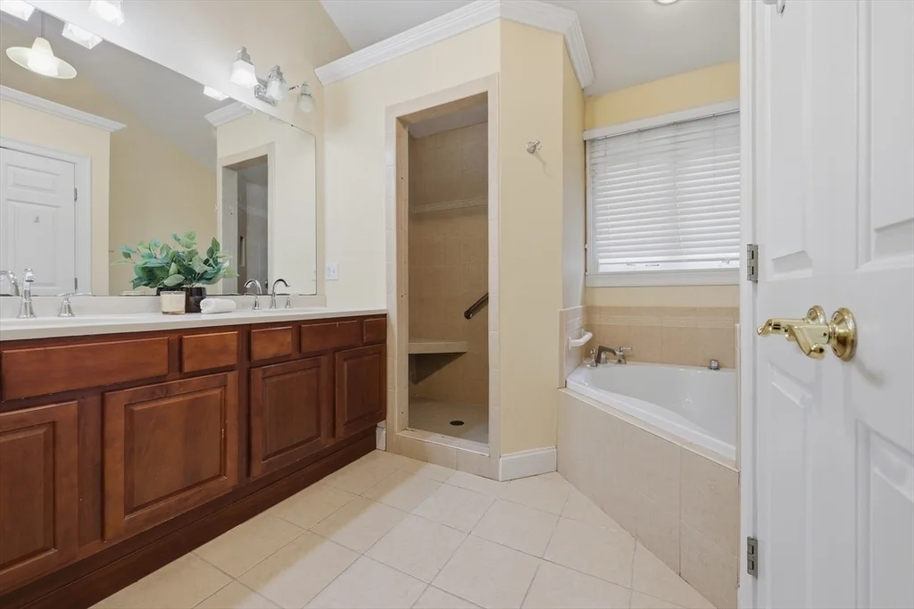 Photo of 26 Kathleen Dr