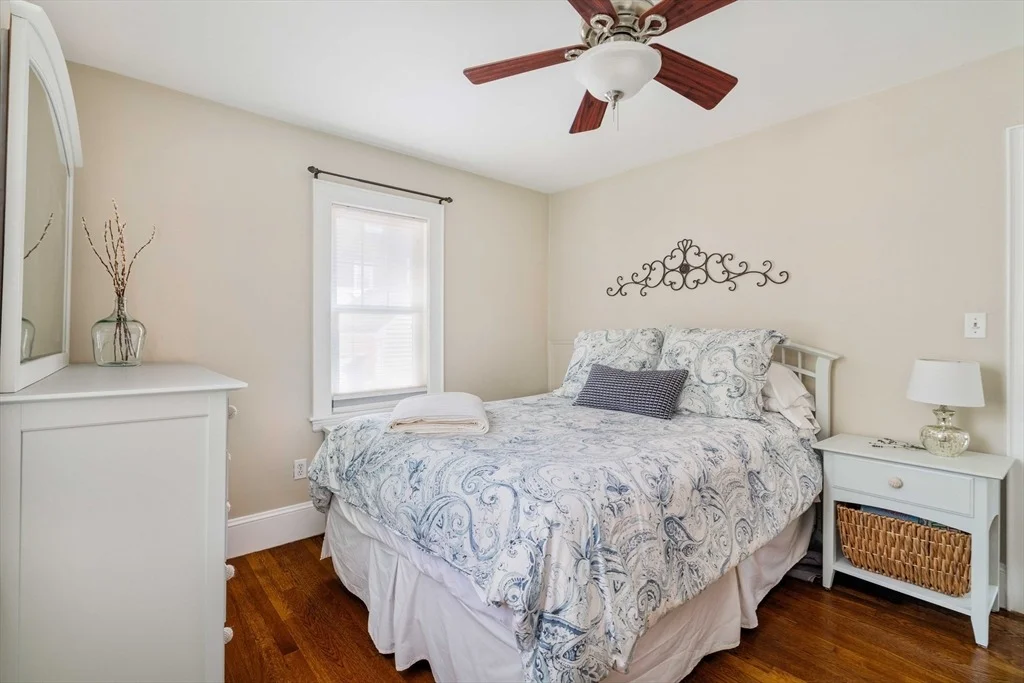 Photo of 54 Endicott Rd