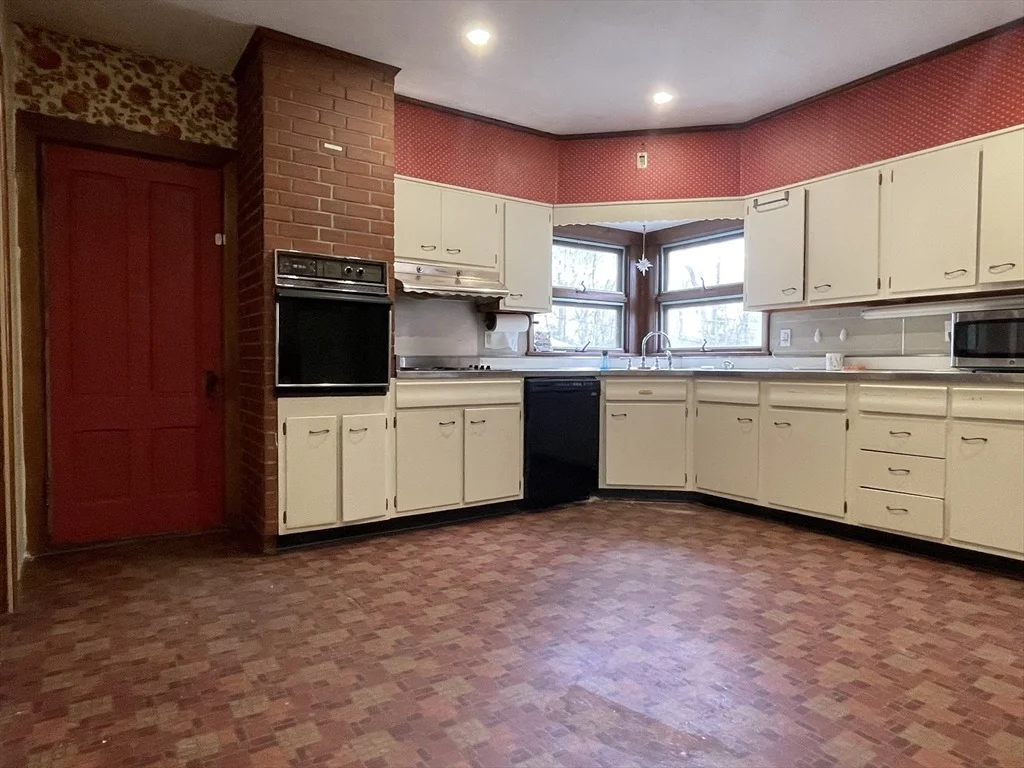 Photo of 16 Barnard Rd