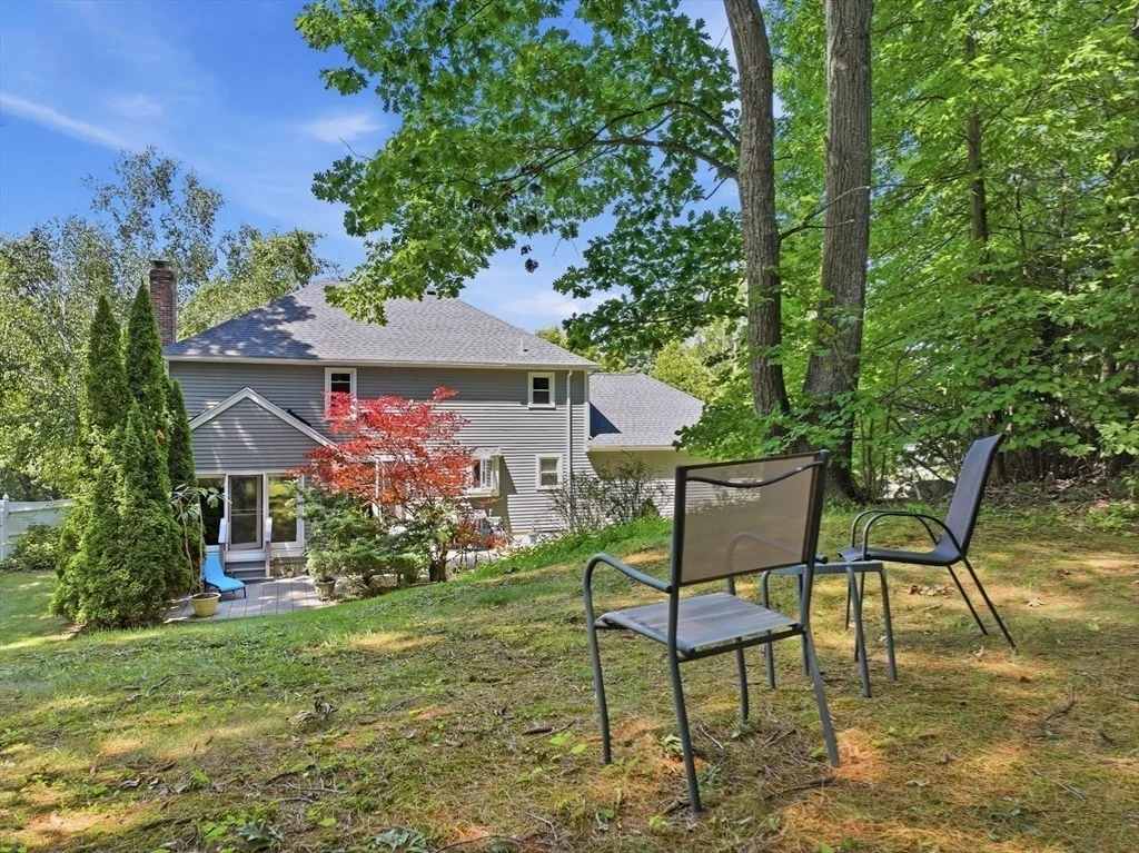 Photo of 41 Lamplighter Dr