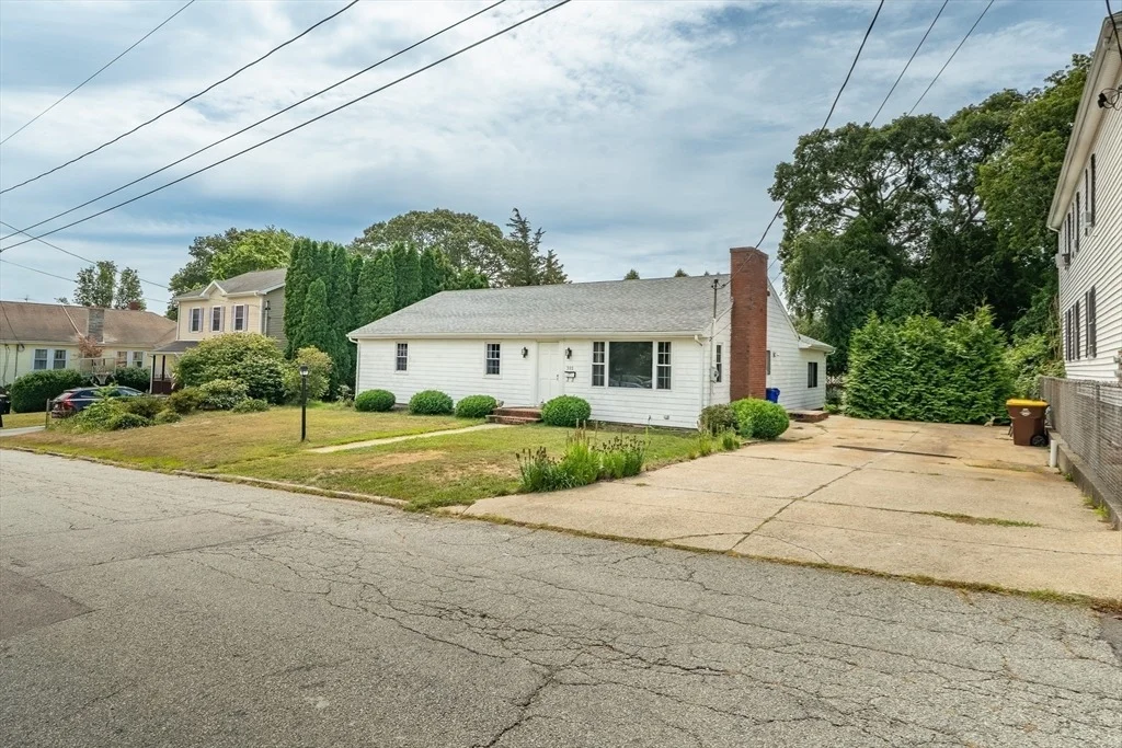Photo of 355 Barnes