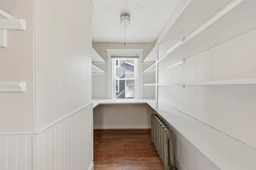 Photo of 32 Allen Ave