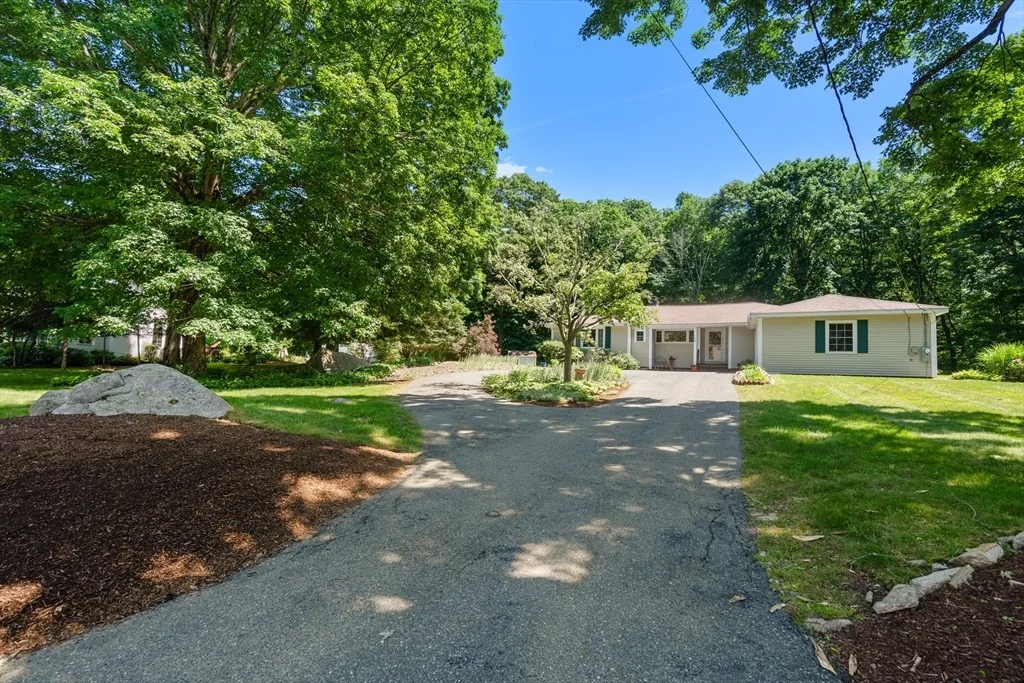 Photo of 74 Oregon Road