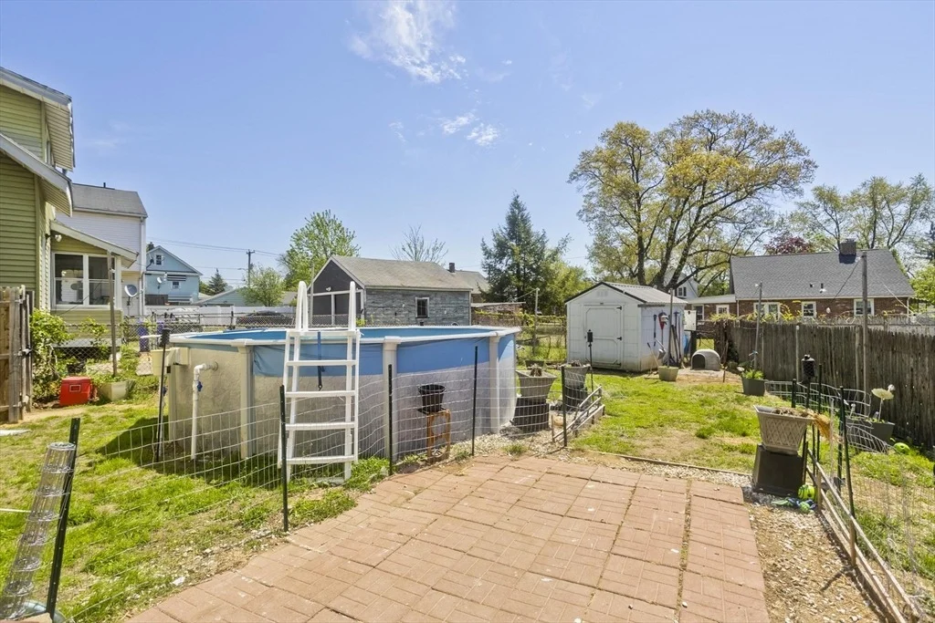 Photo of 15 Merida St