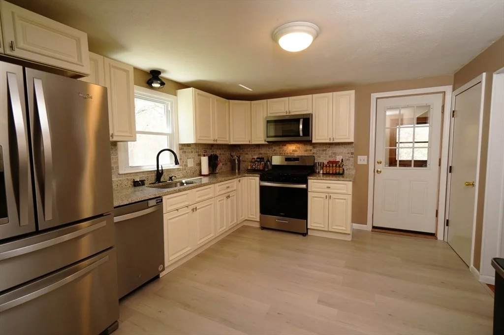 Photo of 167 Karen Cir