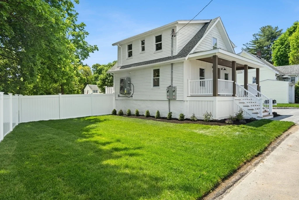 Photo of 7 Somerville Ave