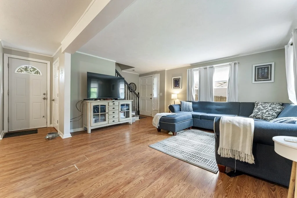 Photo of 11 Scenic Ave