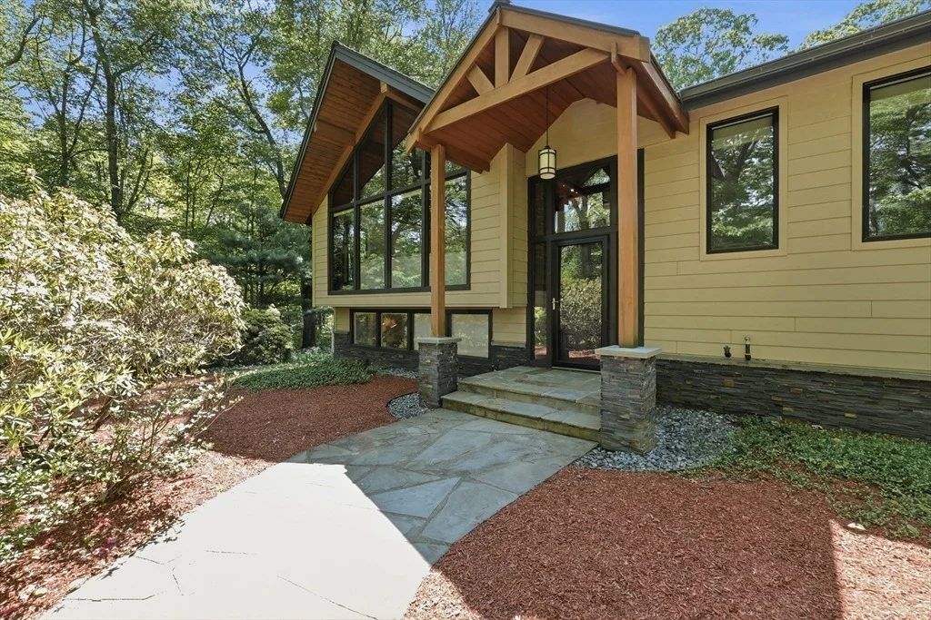 Photo of 26 Dennis Circle