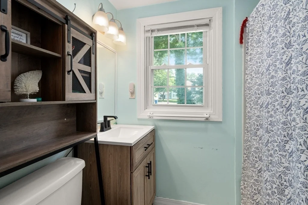 Photo of 423 Tiffany St