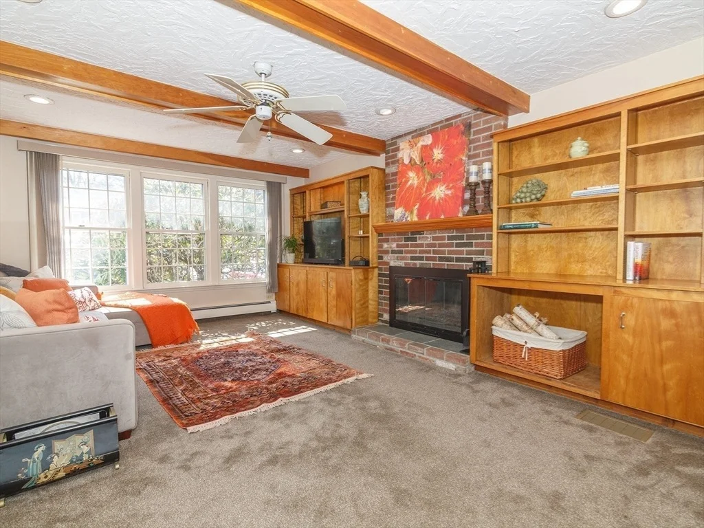 Photo of 6 Barry Drive