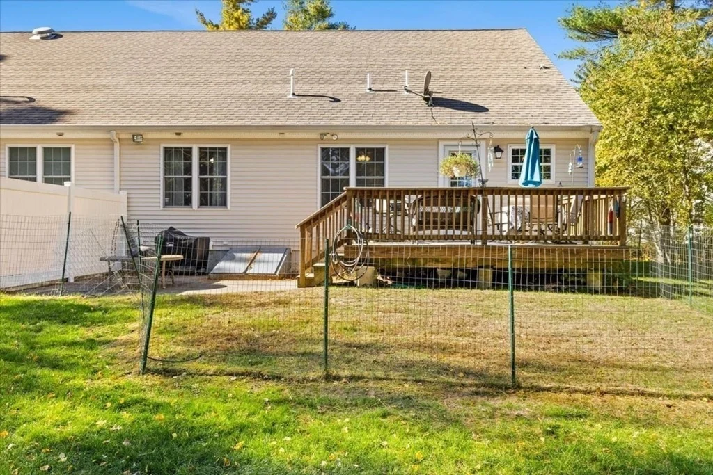 Photo of Unit A at 6 Rock Marsh Rd