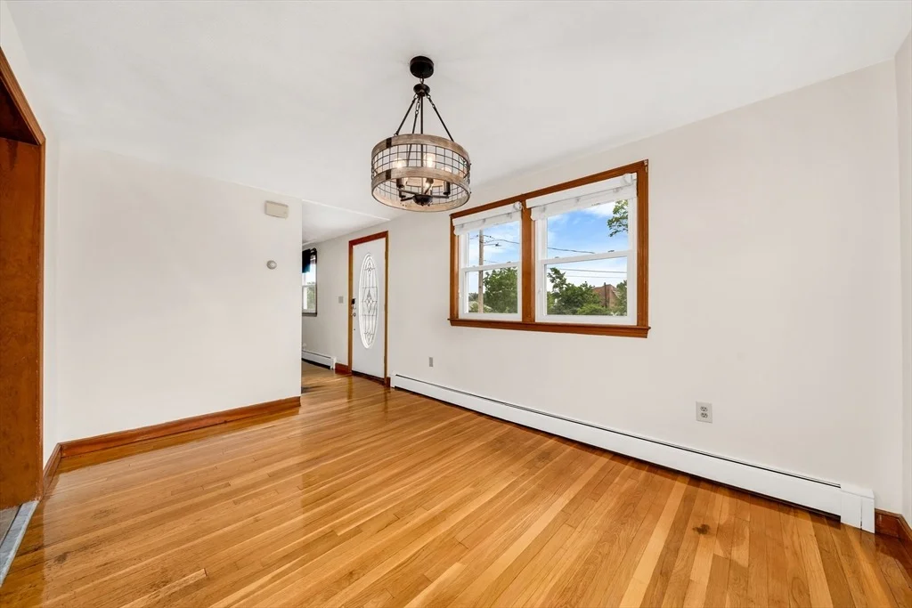 Photo of 17 Dale Cir.