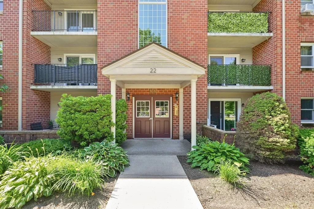 Photo of Unit J at 22 Maple Crest Cir