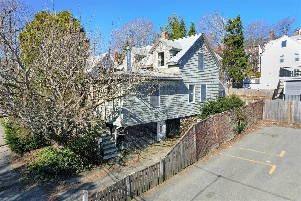 Photo of 3 Cottage St