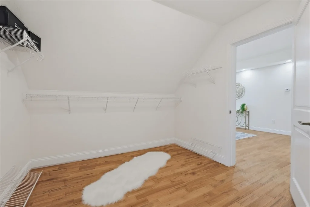 Photo of 16 Ledge Hill Ln