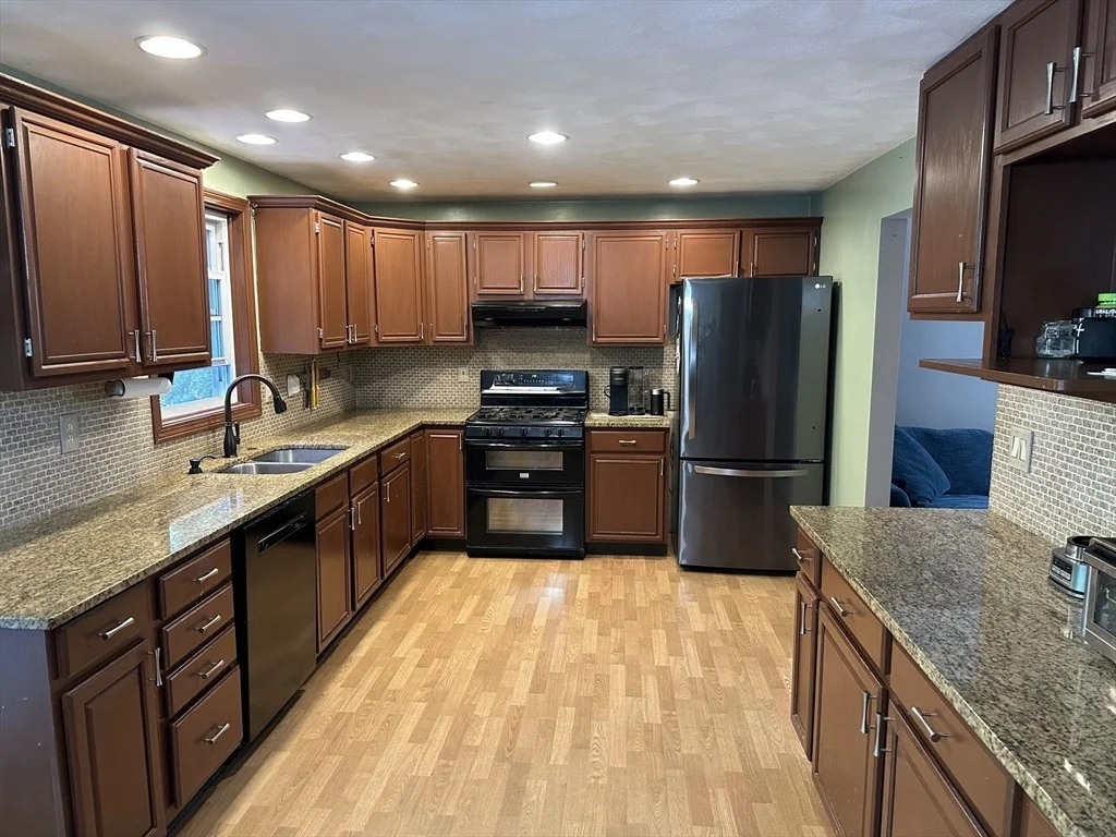 Photo of 30 Carol Dr