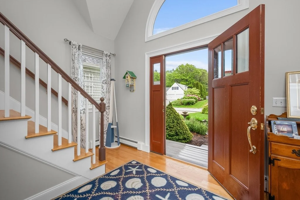 Photo of 35 Bayshore Dr