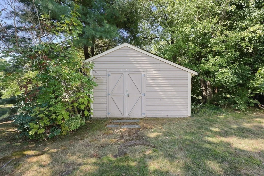 Photo of 7 Eric Ln