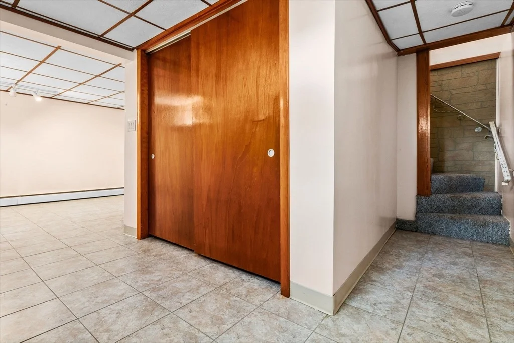 Photo of 33 Lantern Rd
