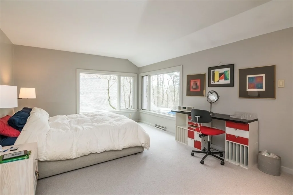 Photo of 43 Morgan Cir