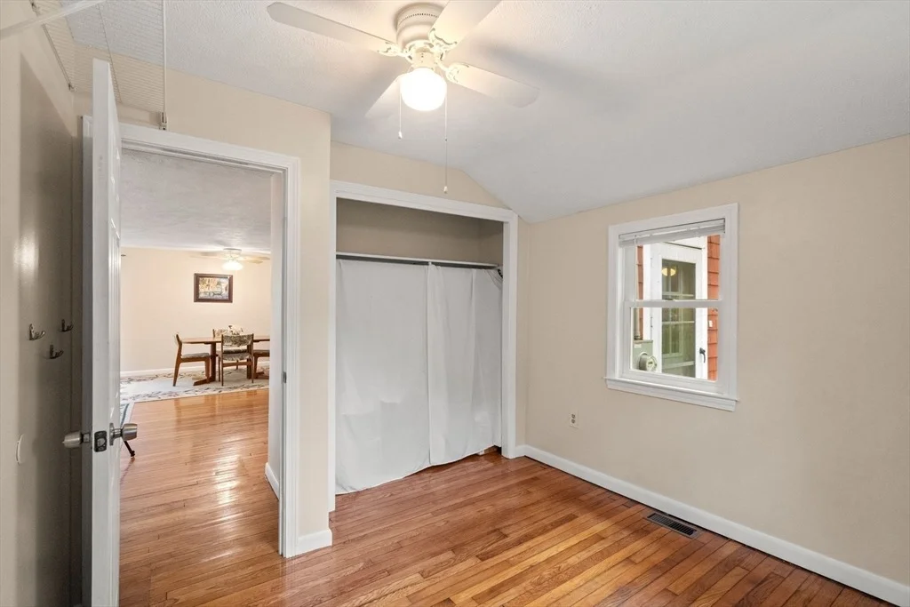 Photo of 30 Stonebridge Rd