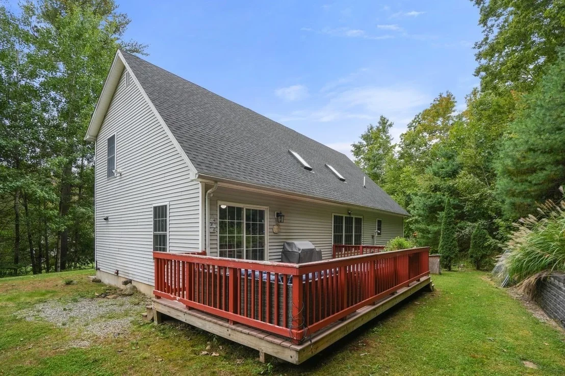 Photo of 115 Farm Pond Road