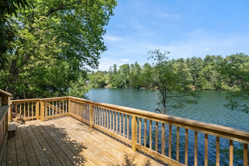 Photo of 44 Pine Point Rd