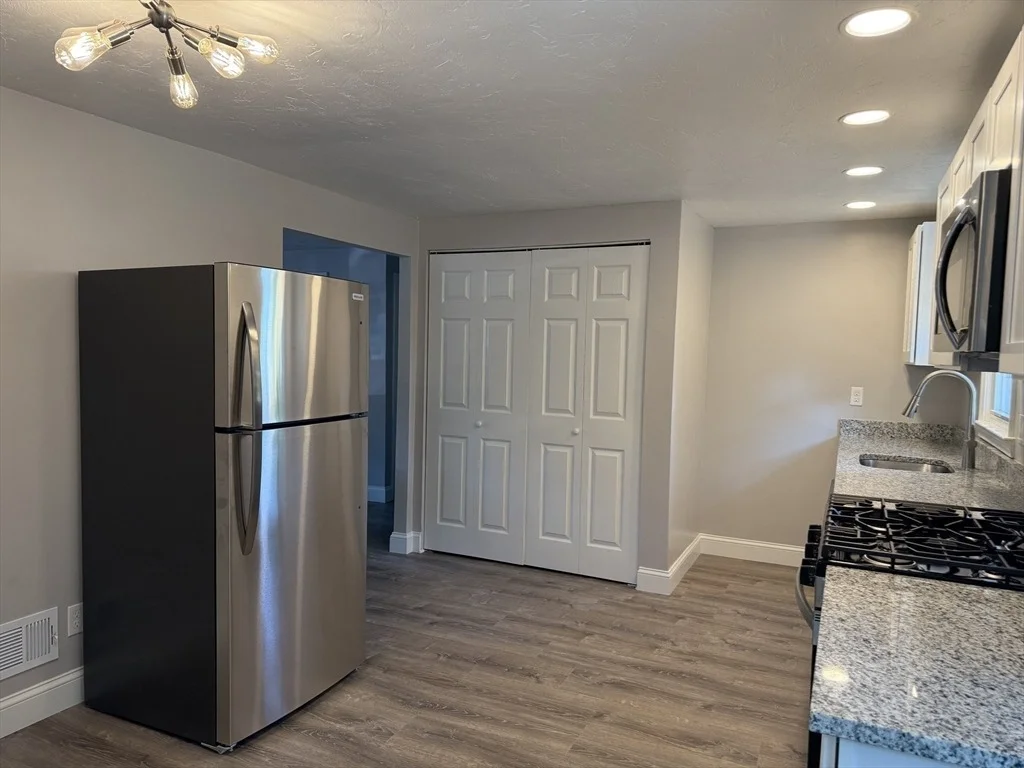 Photo of 7 Terry Ln E