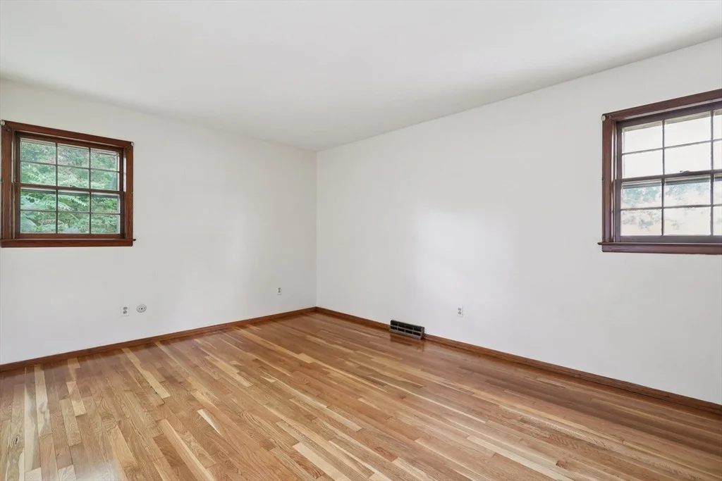 Photo of 26 Leeds St