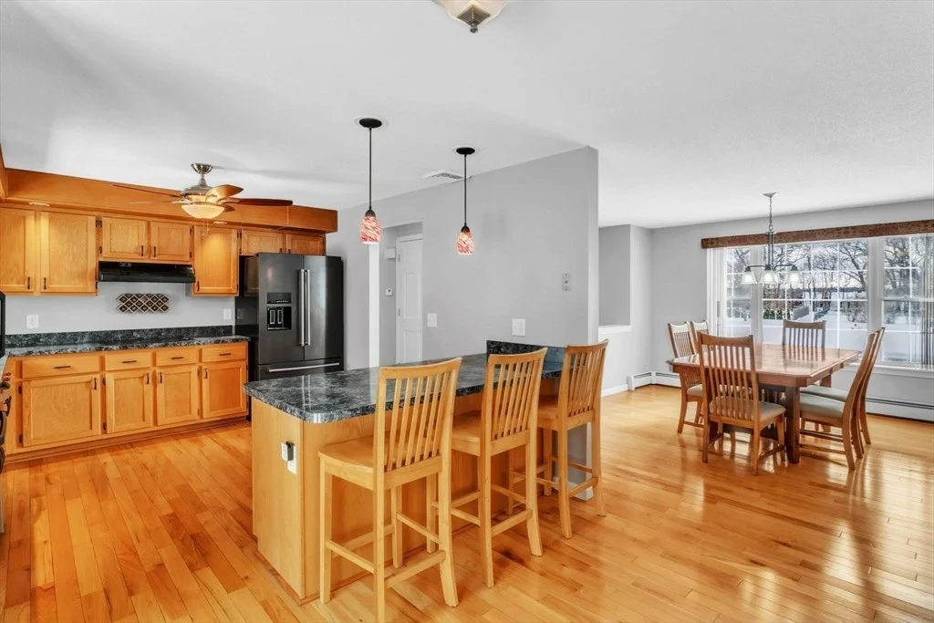 Photo of 11 Crystal Dr
