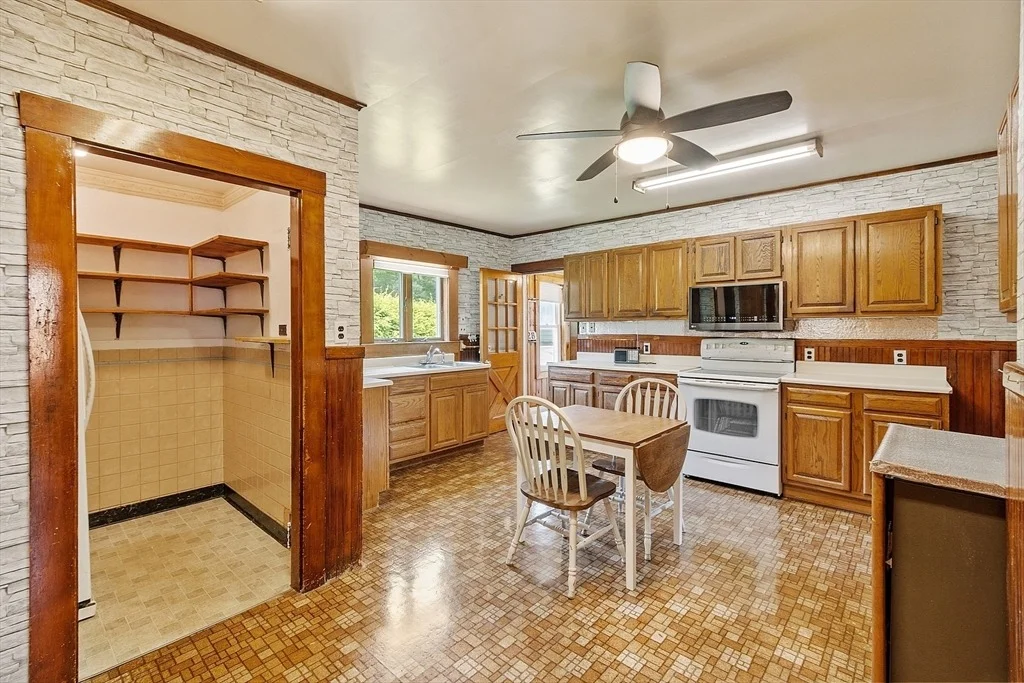 Photo of 128 Arthur Ave