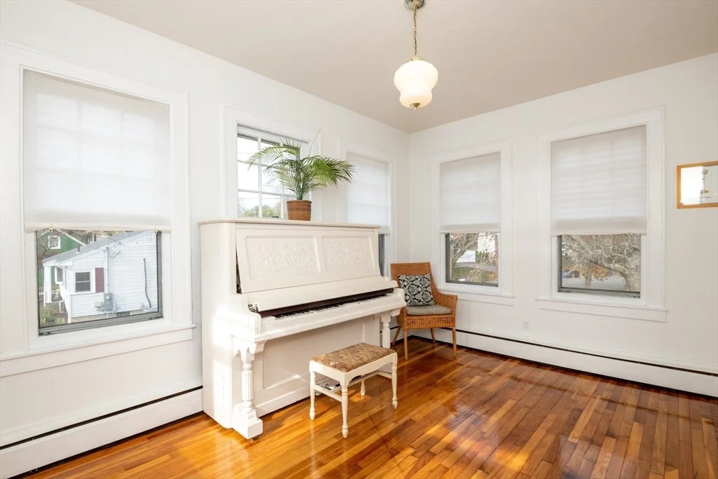 Photo of 405 William Street