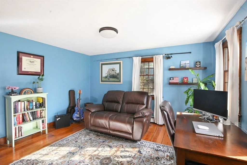 Photo of 23 Old Fields Rd