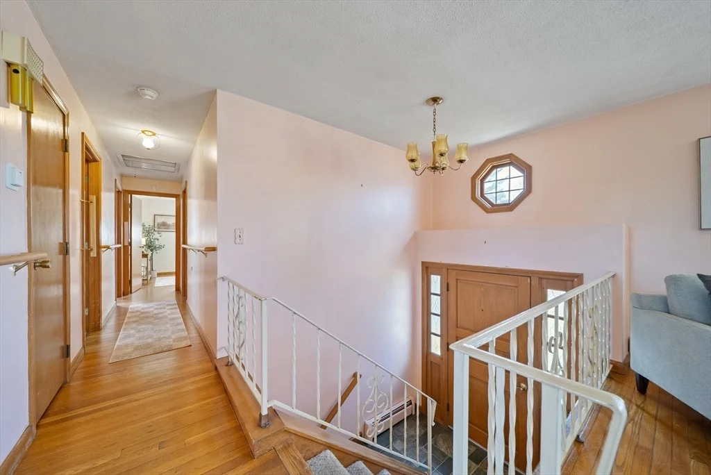 Photo of 321 Old Marsh Hill Road