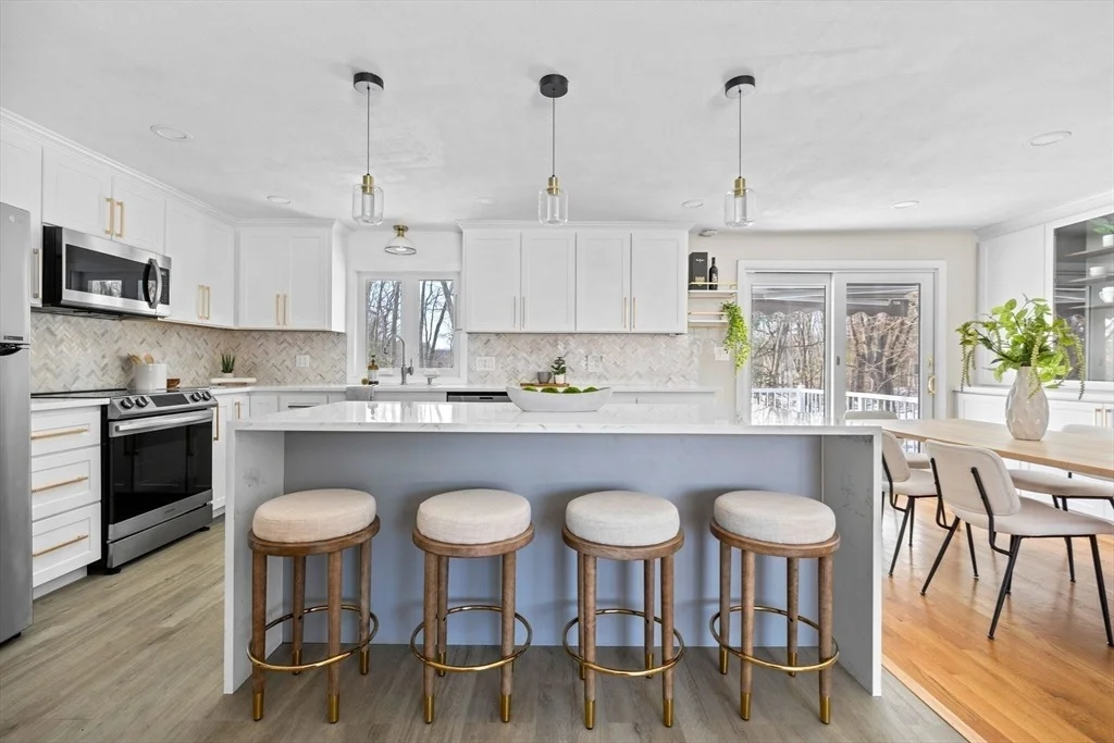 Photo of 7 Dean Cir