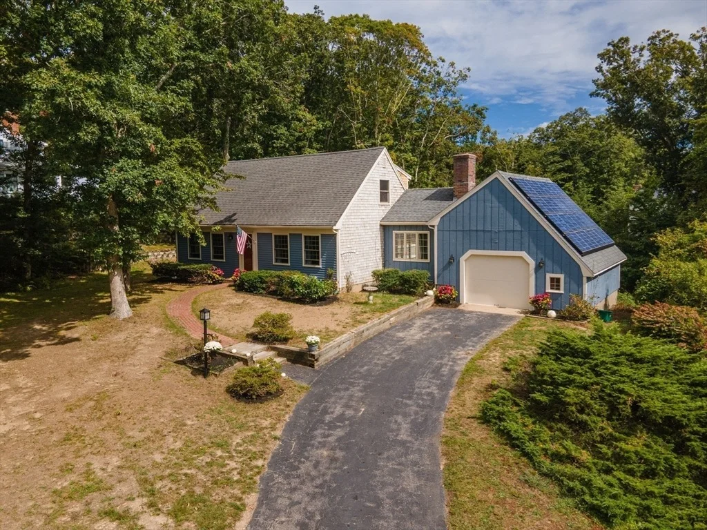 Photo of 7 Horseshoe Cir