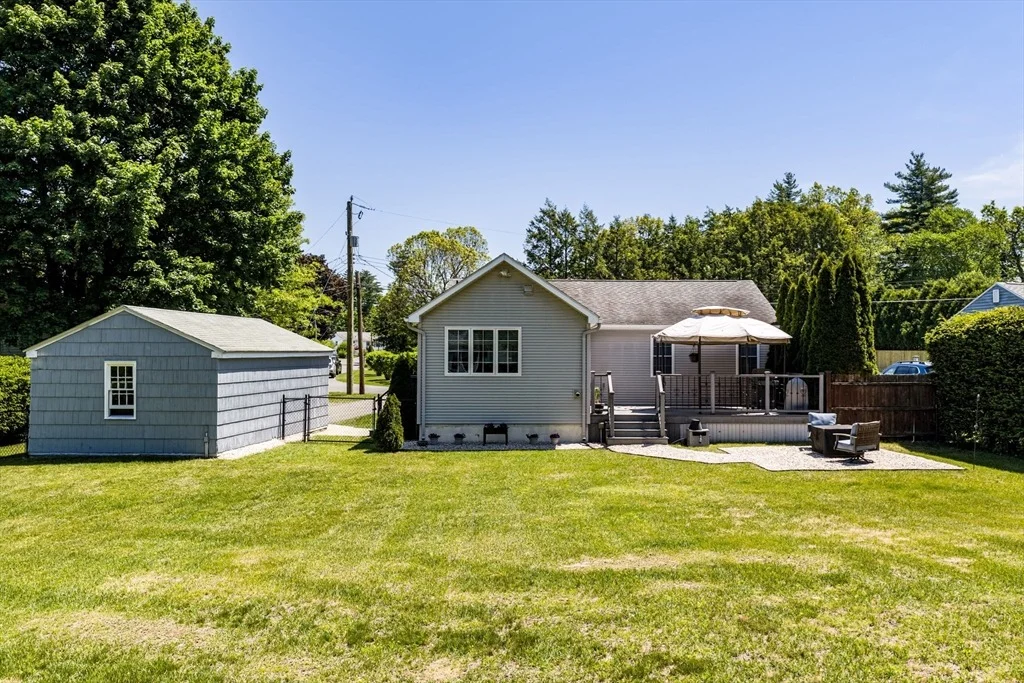 Photo of 46 Rochford Cir
