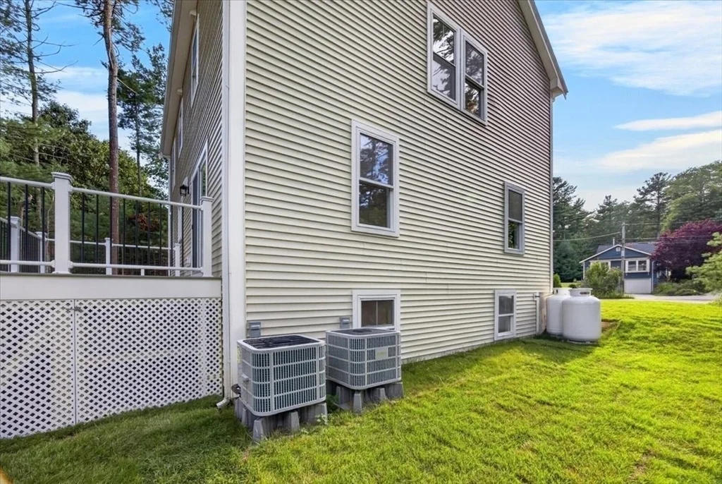 Photo of 25 Lynn St