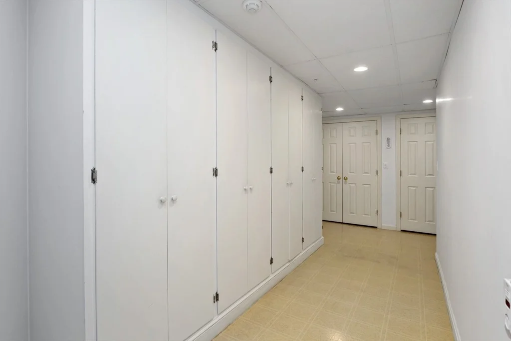 Photo of Unit 19 at 19 Executive Dr