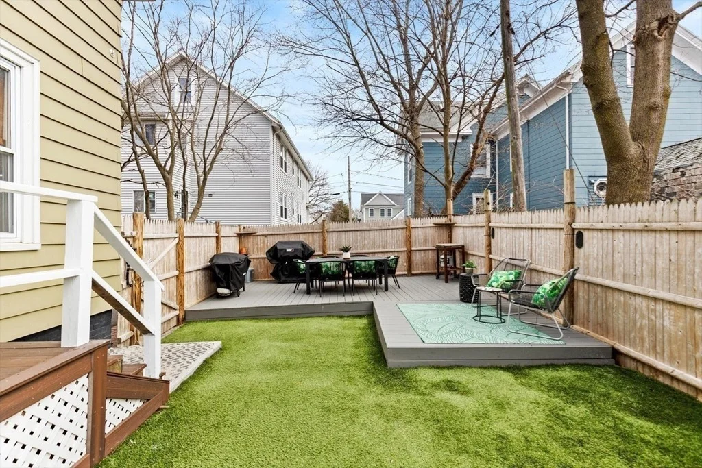 Photo of 18 Winthrop St