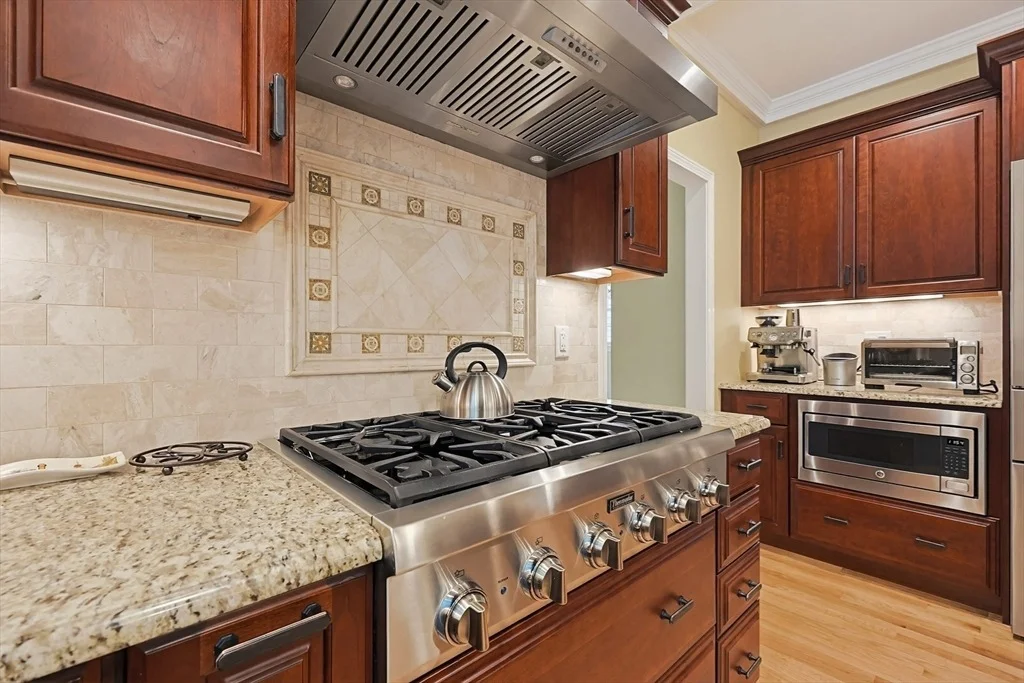 Photo of 8 Douglas Dr